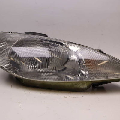 Phare droit Peugeot 206 3-5 portes (2A-C) 1.4 i (1998-2012) 3 portes