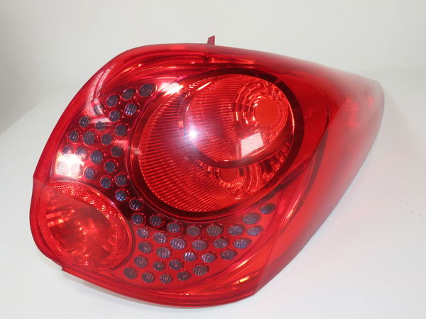 Feu arrière droit Peugeot 207 SW (WK_) 1.6 hdi (2007-2012) 5 portes