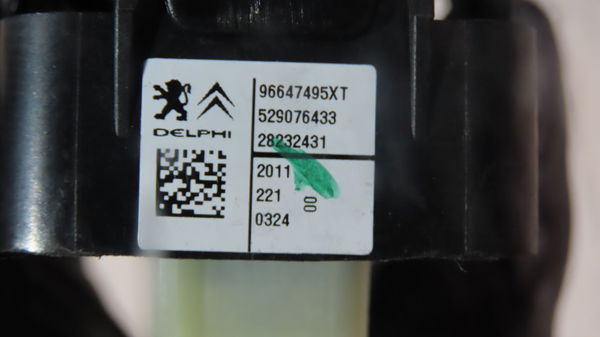 Commande lève-glace porte avant gauche Citroën C3 II (SC_) 1.1 i (2009-2013)