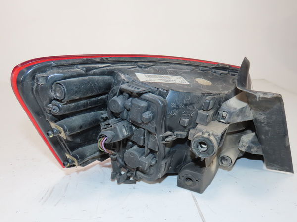 Feu arrière droit Audi A3 (8V1, 8VK) 1.6 tdi (2013-2017)