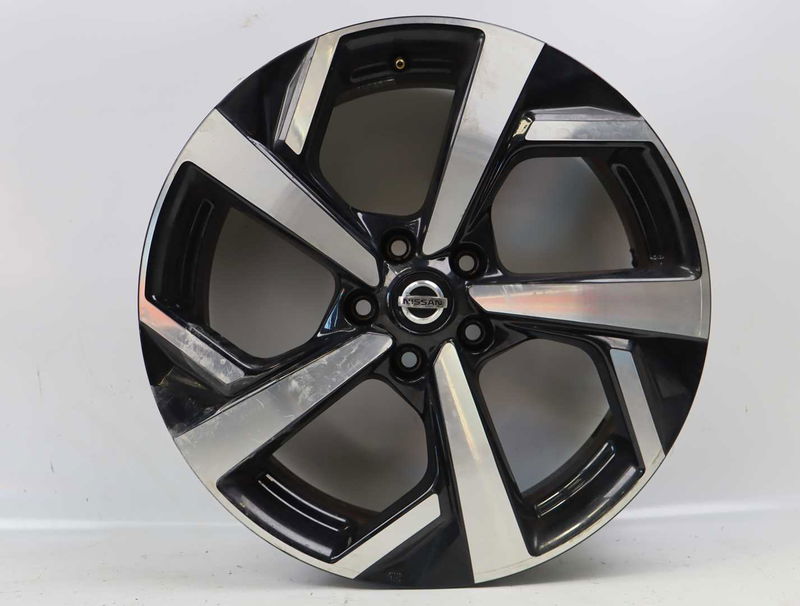 Jante aluminium Nissan QASHQAI II SUV (J11, J11_) 1.2 dig-t (2013)
