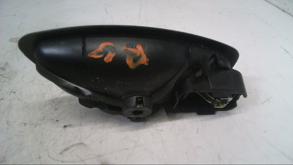 Poignee int porte arg Renault CAPTUR I (J5_, H5_) 1.2 tce 120 (2013)