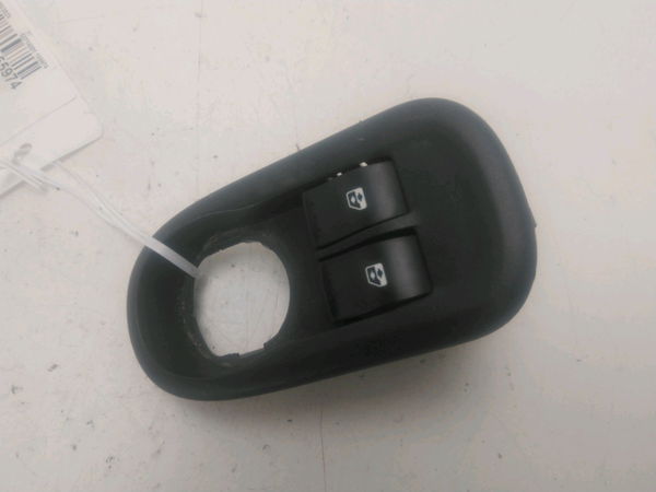 Commande lève-glace porte avant gauche Renault KANGOO BE BOP (KW0-1_) 1.5 dci (2009)