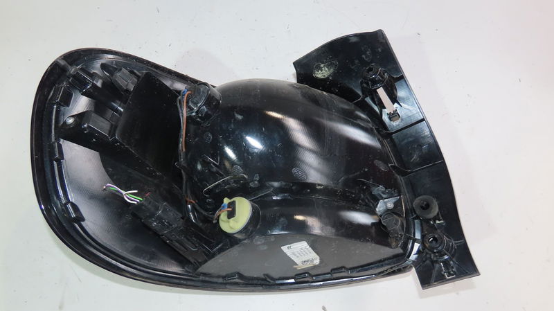 Feu arrière droit Citroën C3 AIRCROSS II (2R_, 2C_) 1.5 bluehdi 110 (2020)