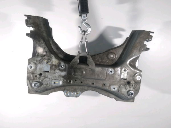 Berceau moteur avant Renault CLIO IV (BH_) 1.5 dci 90 (2012) 5 portes