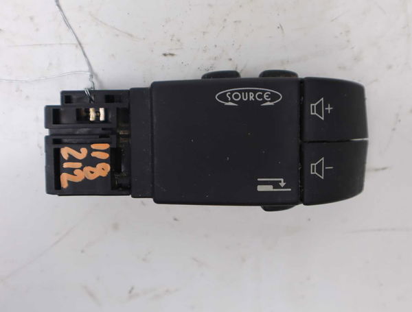 Commande autoradio Renault MASTER II Autobus-Autocar (JD) 2.2 dci 90 (2000)