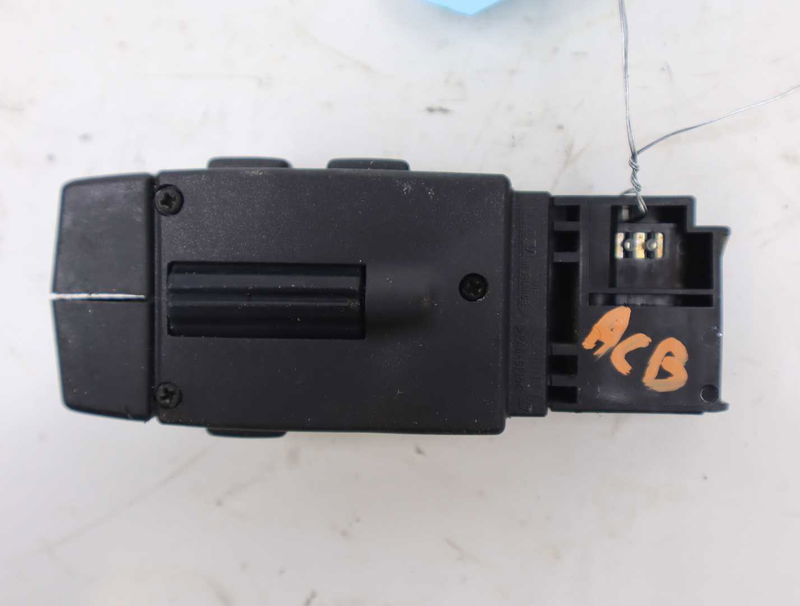 Commande autoradio Renault MASTER II Autobus-Autocar (JD) 2.2 dci 90 (2000)