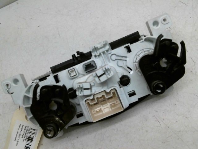 Commande de chauffage Dacia LODGY (JS_) 1.5 dci (2012)