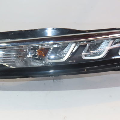 Feux position g Citroën C3 AIRCROSS II (2R_, 2C_) 1.2 puretech 110 (2rhnzb, 2rhnzw, 2rhnpx, 2rhnpj) (2017)