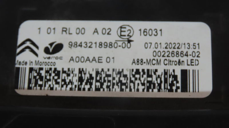 Feux position g Citroën C3 AIRCROSS II (2R_, 2C_) 1.2 puretech 110 (2rhnzb, 2rhnzw, 2rhnpx, 2rhnpj) (2017)