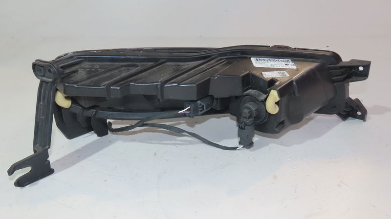 Feux position g Citroën C3 AIRCROSS II (2R_, 2C_) 1.2 puretech 110 (2rhnzb, 2rhnzw, 2rhnpx, 2rhnpj) (2017)