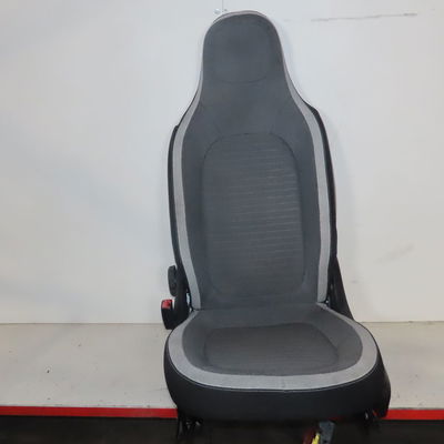 Siège avant gauche Renault TWINGO III (BCM_, BCA_) 1.0 sce 70 (bcmb) (2015) 5 portes