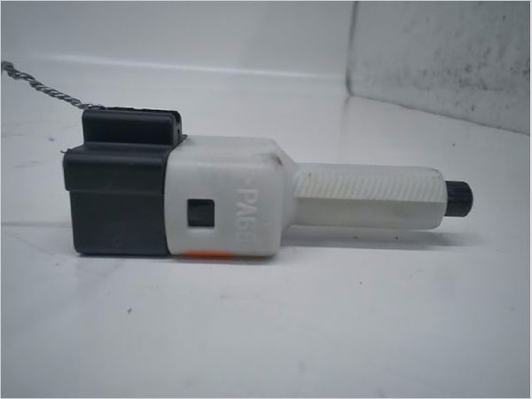 Contacteur de stop sur pedale  Toyota AYGO (_B1_) 1.0 (kgb10_) (2005-2014) 5 portes