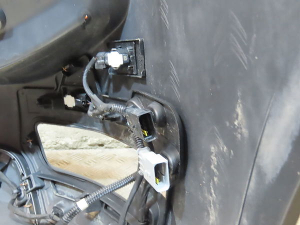 Pare-choc arrière Citroën C4 GRAND PICASSO II (DA_, DE_) 1.6 bluehdi 120 (2014)