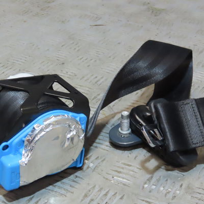 Ceinture arrière gauche Citroën C4 GRAND PICASSO II (DA_, DE_) 1.6 bluehdi 120 (2014)