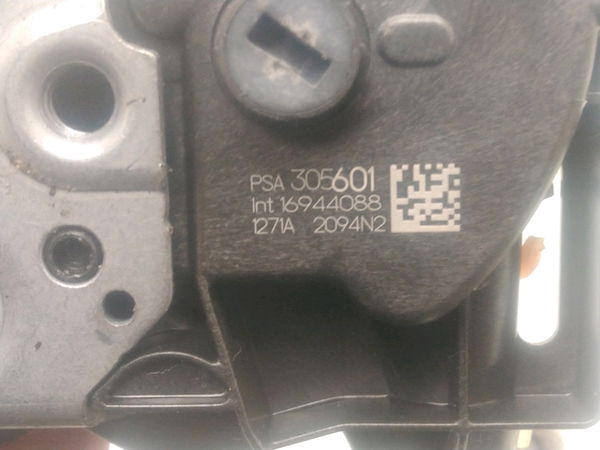 Serrure porte arg Peugeot 2008 II (UD_, US_, UY_, UK_) 1.5 bluehdi 110 (udyhsk) (2021)