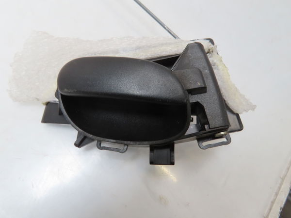 Serrure porte avg Peugeot 206 Van 1.9 d (1999-2007)