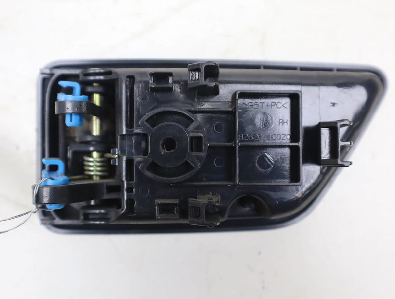 Poignee int porte avd Hyundai GETZ (TB) 1.4 i (2005-2010)