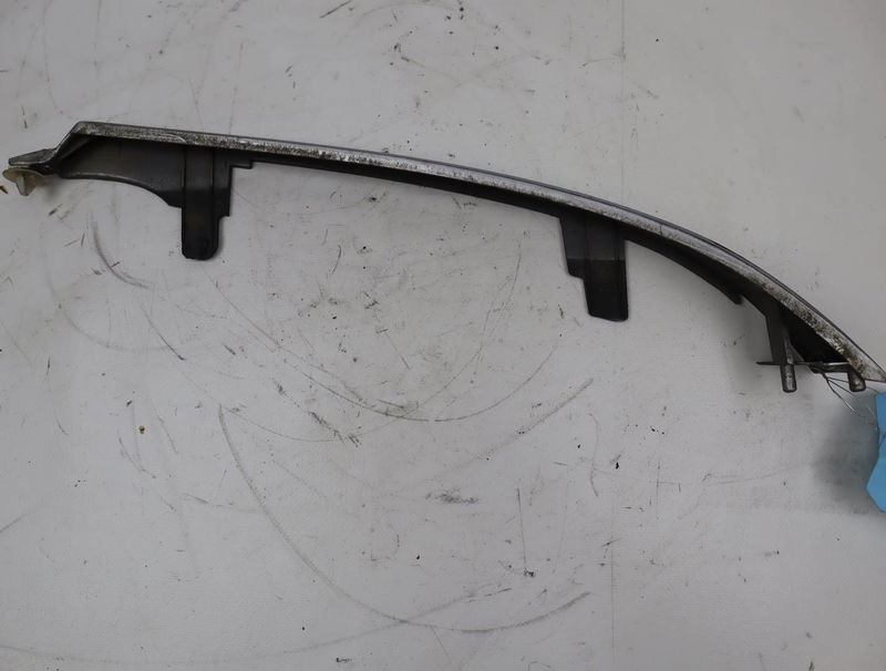 Enjoliveur phare d Citroën SAXO (S0, S1) 1.1 x, sx (1996-2003) 5 portes