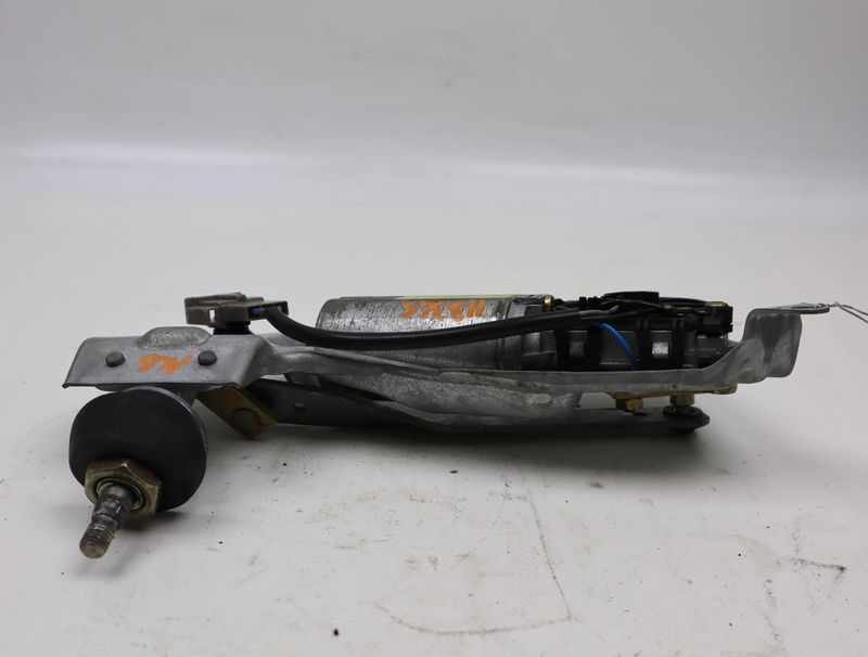 Moteur essuie-glace arrière Renault MEGANE I (BA0-1_) 1.4 16v (ba0d, ba1h, ba0w, ba10) (1999-2003)
