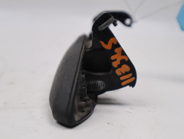 Poignee ext porte ard Renault MEGANE I (BA0-1_) 1.4 16v (ba0d, ba1h, ba0w, ba10) (1999-2003)