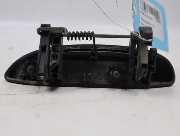 Poignee ext porte ard Renault MEGANE I (BA0-1_) 1.4 16v (ba0d, ba1h, ba0w, ba10) (1999-2003)