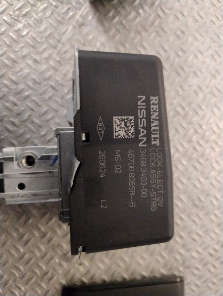 Platine fusible av RENAULT TRAFIC 3  TRAFIC 3 LONG PHASE 1