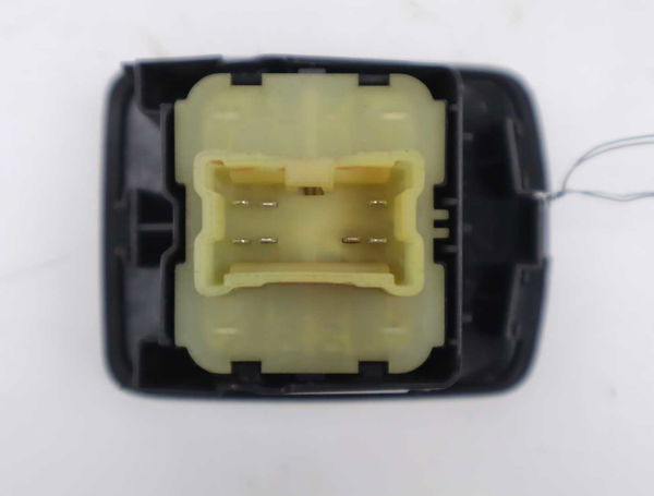 Commande lève-glace porte avant gauche Dacia LODGY (JS_) 1.2 tce (jsay, jsm0) (2012)