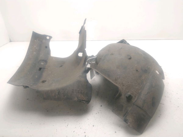 Pare-boue avant droit Renault CLIO III (BR0-1, CR0-1) 1.5 dci (c-br0g, c-br1g) (2005-2012) 5 portes
