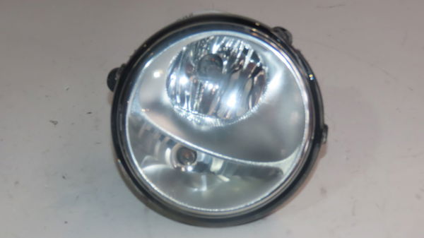Feux av d Renault TWINGO II (CN0_) 1.5 dci 75 (2010) 3 portes