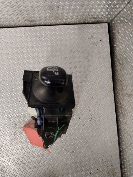 Levier de vitesses Toyota AURIS Break (_E18_) 1.8 hybrid (zwe186_) (2013-2018)