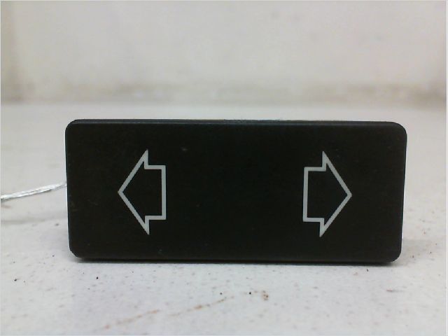Commande lève-glace porte avant droite Peugeot 205 II (20A-C) 1.8 xdt (1990-1997)