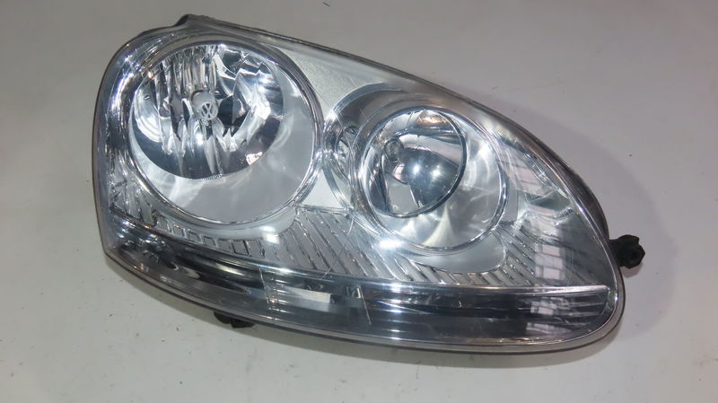Phare droit Volkswagen JETTA III (1K2) 1.9 tdi (2005-2010)