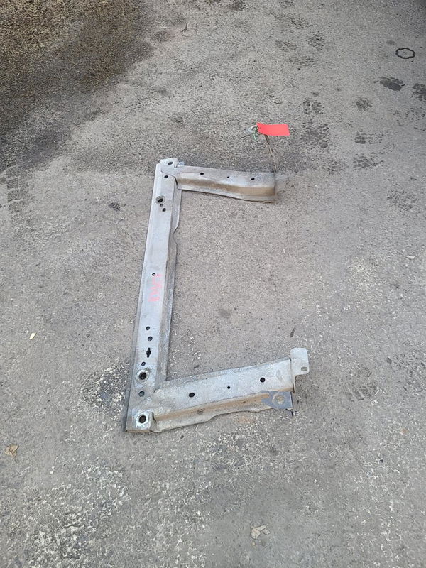 Traverse inférieure armature avant RENAULT SCENIC 2  SCENIC 2 PHASE 1