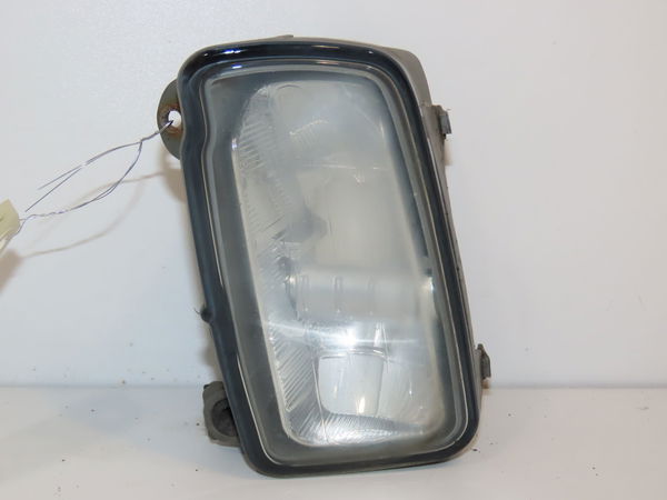 Phare antibrouillard avant gauche Ford C-MAX (DM2) 1.8 tdci (2007-2010) 5 portes