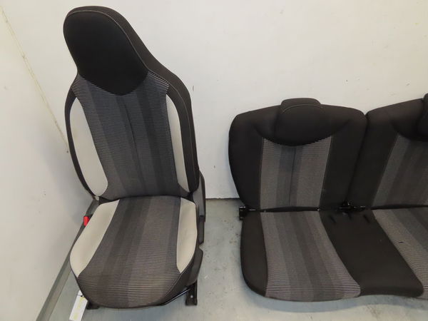 Interieur complet Peugeot 108 1.2 (2014)