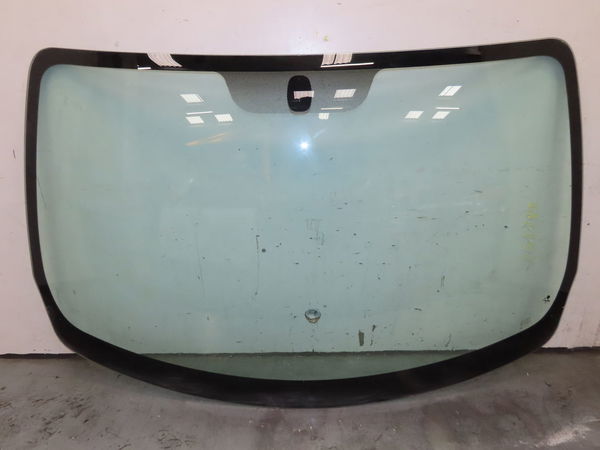 Pare-brise Renault KANGOO Express (FW0-1_) 1.5 dci 90 (fw0g, fw05, fw08, fw11) (2009) 4 portes