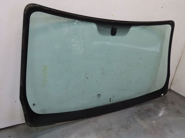Pare-brise Renault KANGOO Express (FW0-1_) 1.5 dci 90 (fw0g, fw05, fw08, fw11) (2009) 4 portes