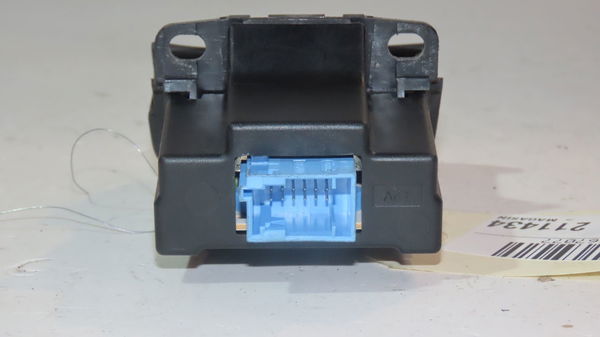 Interrupteur commande de frein a main Renault ESPACE IV (JK0-1_) 2.0 (jk0a, jk1d, jk0n) (2005)