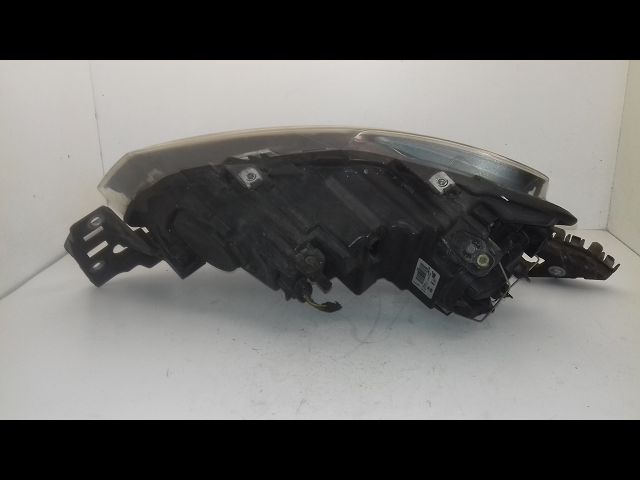 Phare droit Volkswagen POLO V (6R1, 6C1) 1.6 tdi (2009) 5 portes