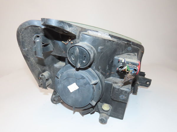 Phare gauche Peugeot PARTNER Monospace (5_, G_) 2.0 hdi (2000-2008) 3 portes