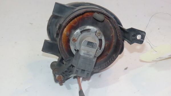 Phare antibrouillard avant droit Volkswagen GOLF VI (5K1) 1.6 tdi (2009-2012) 5 portes