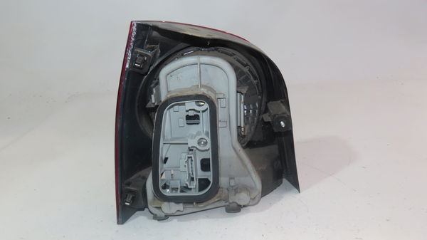 Feu arrière droit Volkswagen POLO (9N_, 9A_) 1.4 tdi (2001-2005) 3 portes