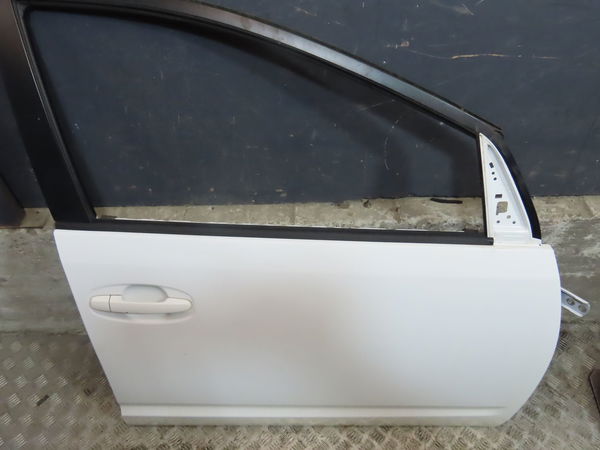 Porte avant droite Toyota PRIUS Liftback (_W2_) 1.5 hybrid (nhw20_) (2003-2009)