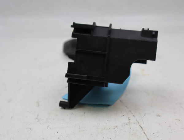 Commande clignotant Audi A4 B7 Avant (8ED) 1.8 t (2004-2008)