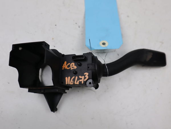 Commande clignotant Audi A4 B7 Avant (8ED) 1.8 t (2004-2008)