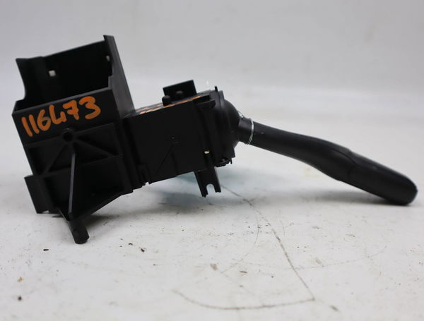 Commande clignotant Audi A4 B7 Avant (8ED) 1.8 t (2004-2008)