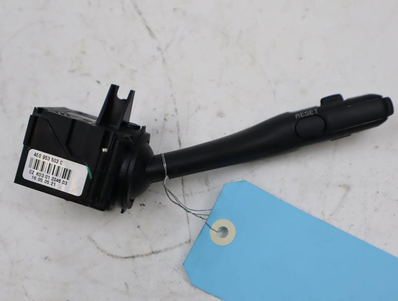 Commande essuie glace Audi A4 B7 Avant (8ED) 1.8 t (2004-2008)