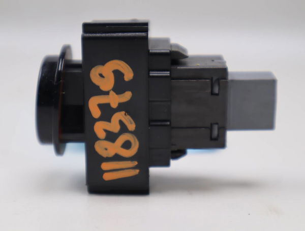 Bouton de warning Toyota AURIS (_E18_) 1.2 (nre185_) (2015-2018)