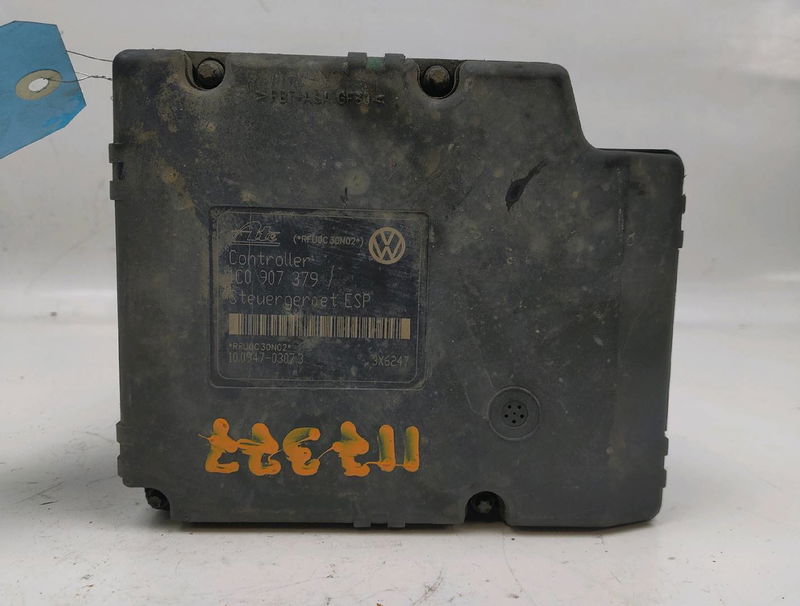 Calculateur abs Volkswagen GOLF IV (1J1) 1.9 tdi (1997-2004) 3 portes